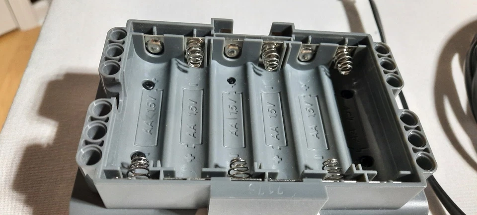 LEGO MINDSTORMS 8527: Mindstorms NXT - Incomplete  - Image 3 of 4