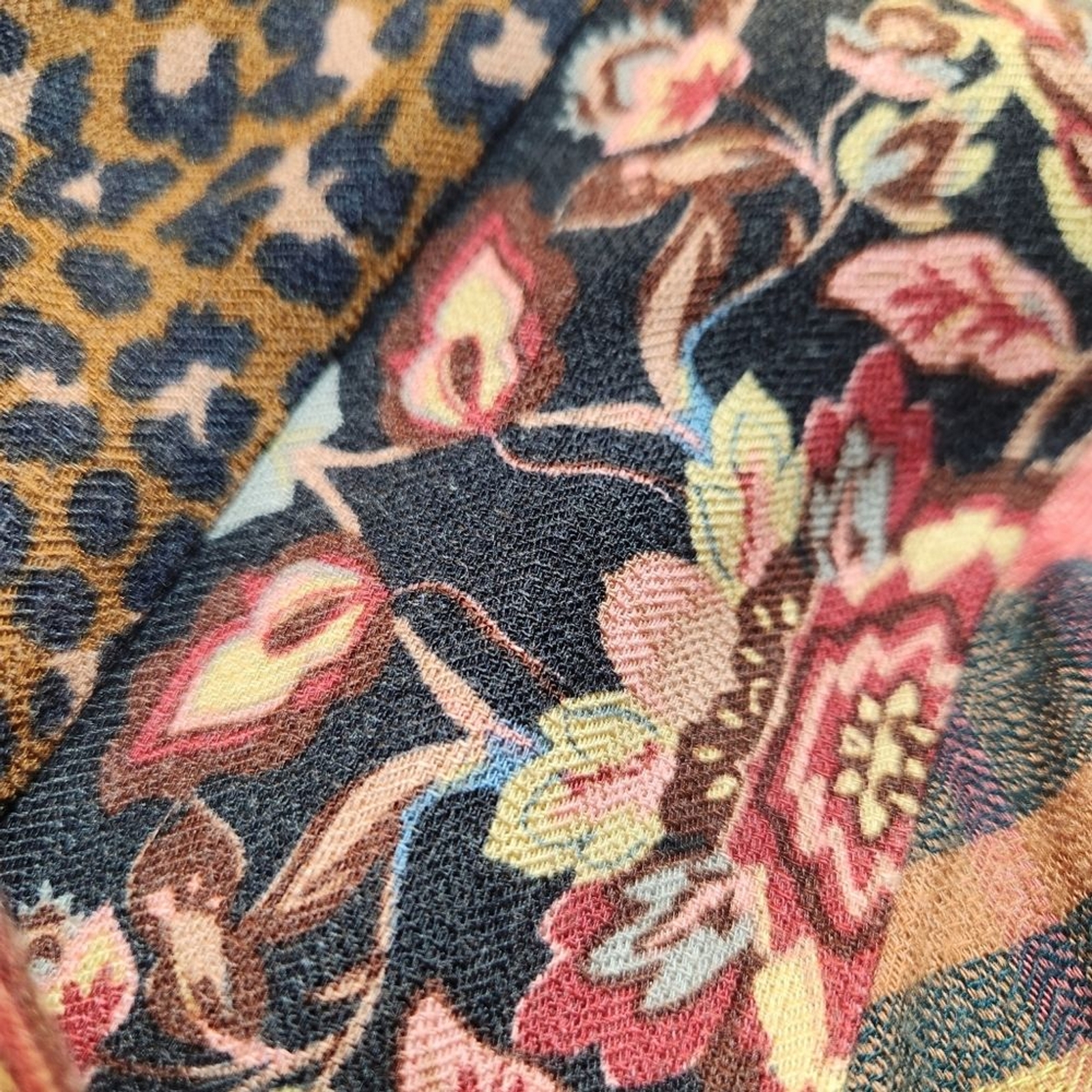 Soft Surroundings Top Tunic Patchwork Flannel Leo… - image 5