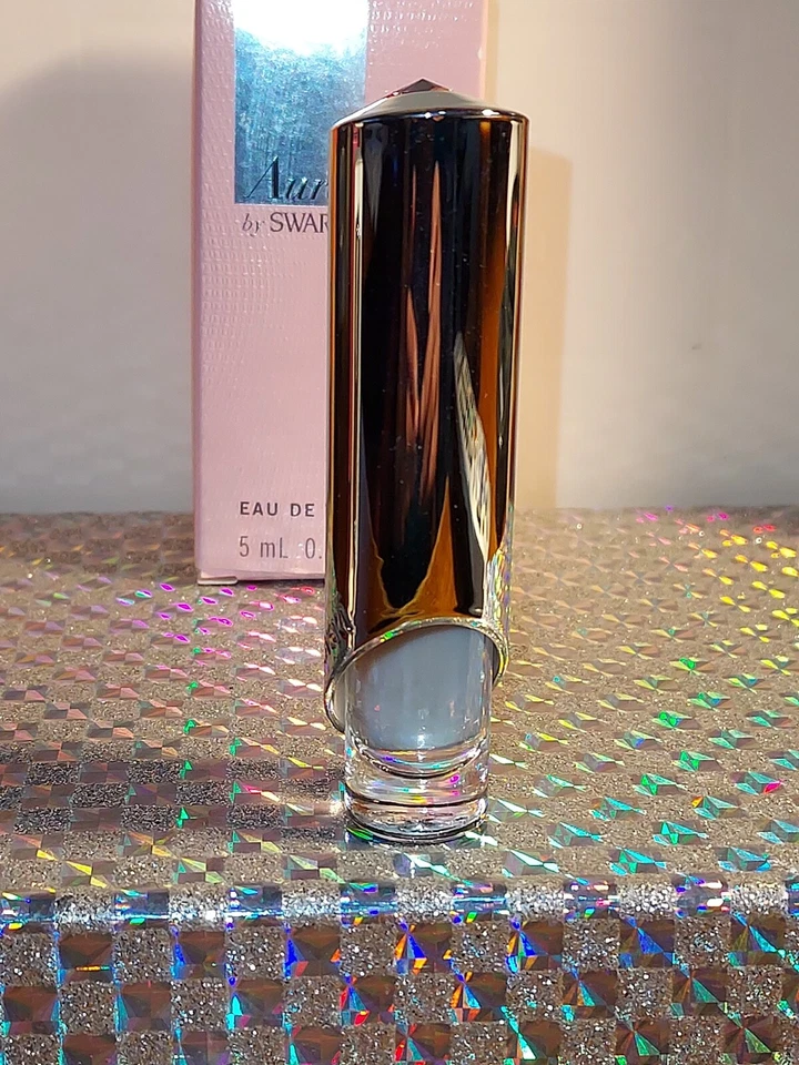 NUEVO~Swarovski~**AURA EAU DE TOILETTE SPLASH**~Tamaño de monedero~.17 OZ ~CAJA ROSA CLARO Foto 3 de 4