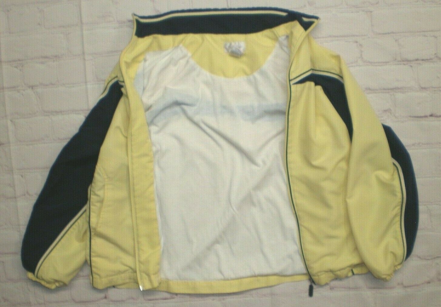 Picture 3 of 8