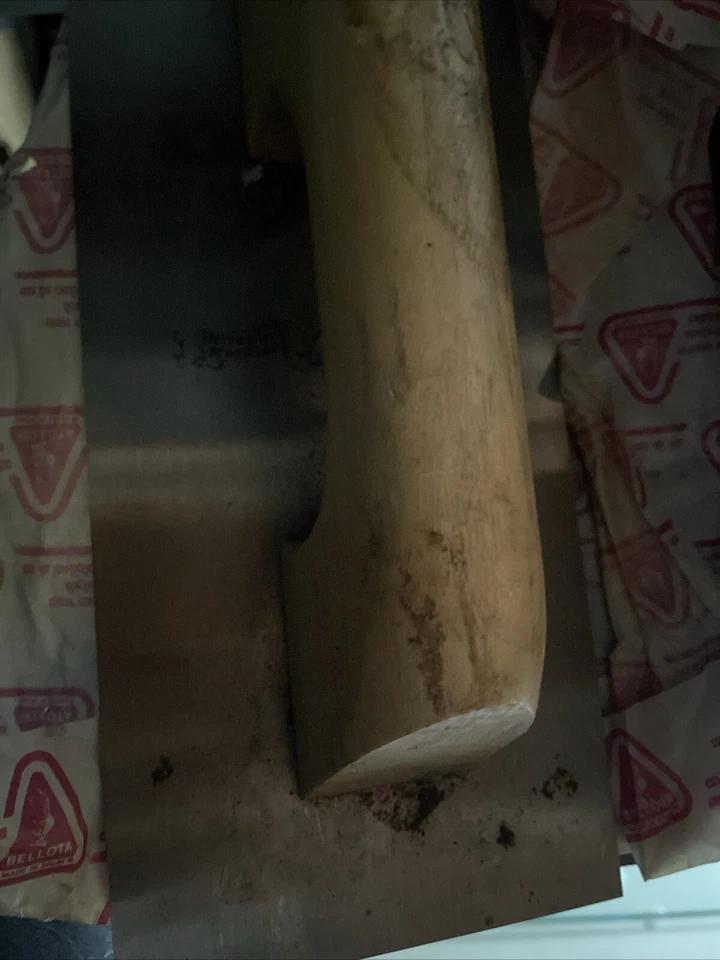 Masonry Tool For Cement  - Image 2 of 3