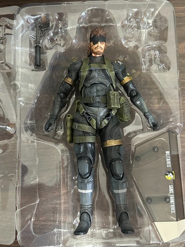 Play Arts Kai Metal Gear Solid Peace Walker Snake Sneaking Suit ver. Square Enix - 第 4/9 張圖片