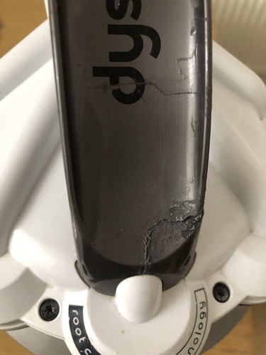 Dyson DC19 hoover bin and cyclone used condition - Picture 9 of 12
