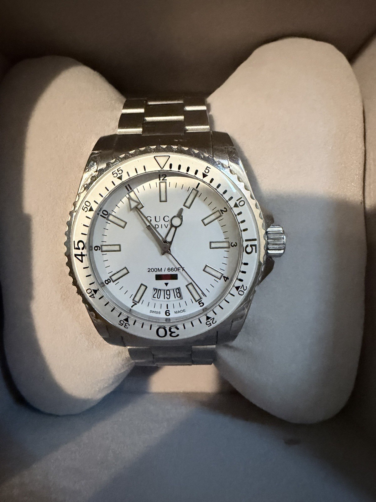 Gucci dive watch - image 2