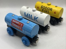 Thomas  Friends Wooden Train TANKER LOT SODOR FUEL, MILK, DAY OUT 2008 VGUC