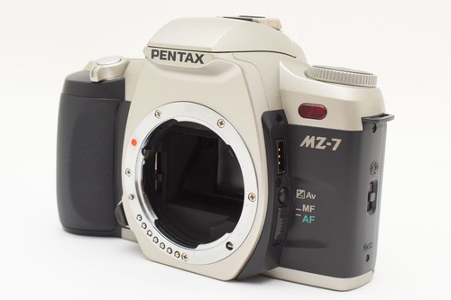 Pentax MZ-7 Body 35mm SLR Film Camera Silver Made In Japan Tested Exc 2346709 - Picture 2 of 12