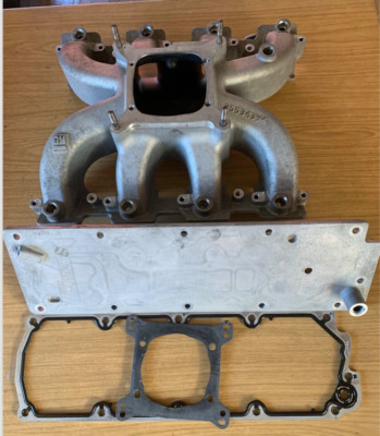 ORIGINAL GM CHEVROLET LS7 RACING ANSAUGBRÜCKE ANSAUGBRÜCKE 25534394 & VALLEY PLATE
