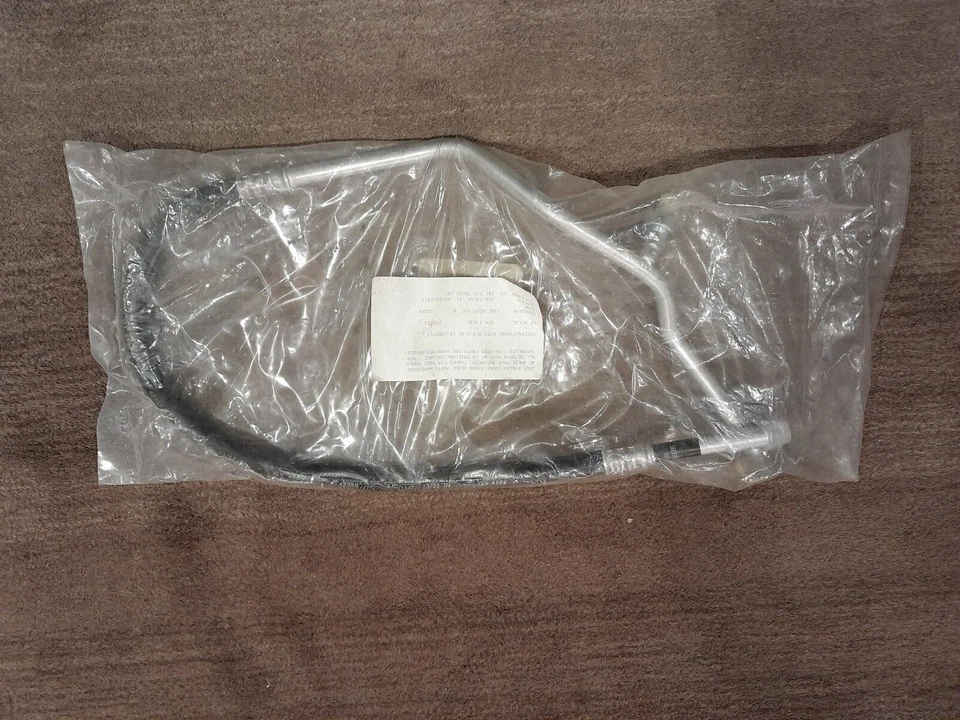 Manguera de descarga de refrigerante Mopar 1994-96 Jeep Grand Cherokee - 56005040 nueva Foto 3 de 3