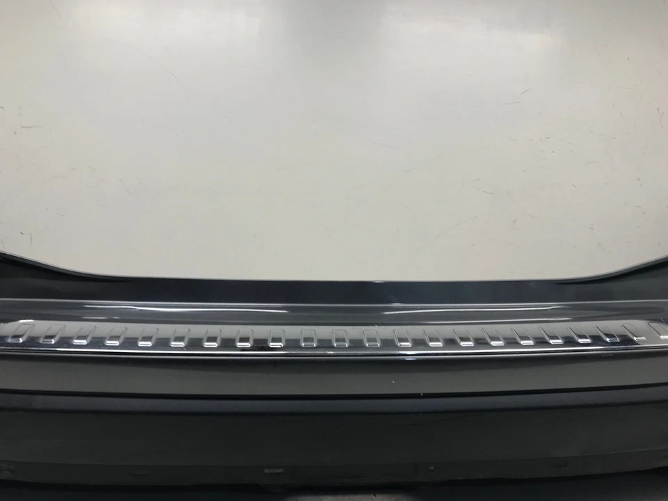 Rear Bumper Cover Gray Nissan Rogue S SL SV SV Hybrid 17 18 85022-6FL0H OEM - Image 3 of 4