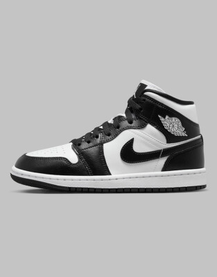 【ズ】 Nike Air Jordan ホワイト/ブラック NIKE AIR JORDAN 1 MID 