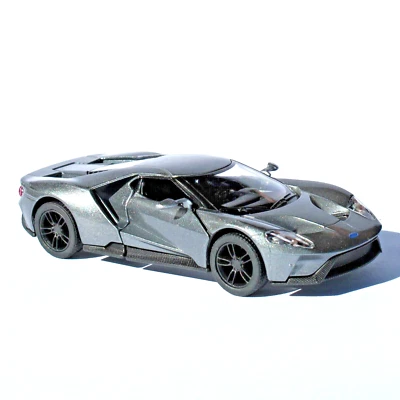 Ford GT 1/38 2017 gris anthracite métallisé, à rétro-friction - Kinsmart KT5391 - Photo 1/4