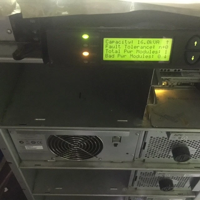 APC Symmetra SYPM 220/230/240V or 380V/400V/415V Power Inverter Module - Image 2 of 4