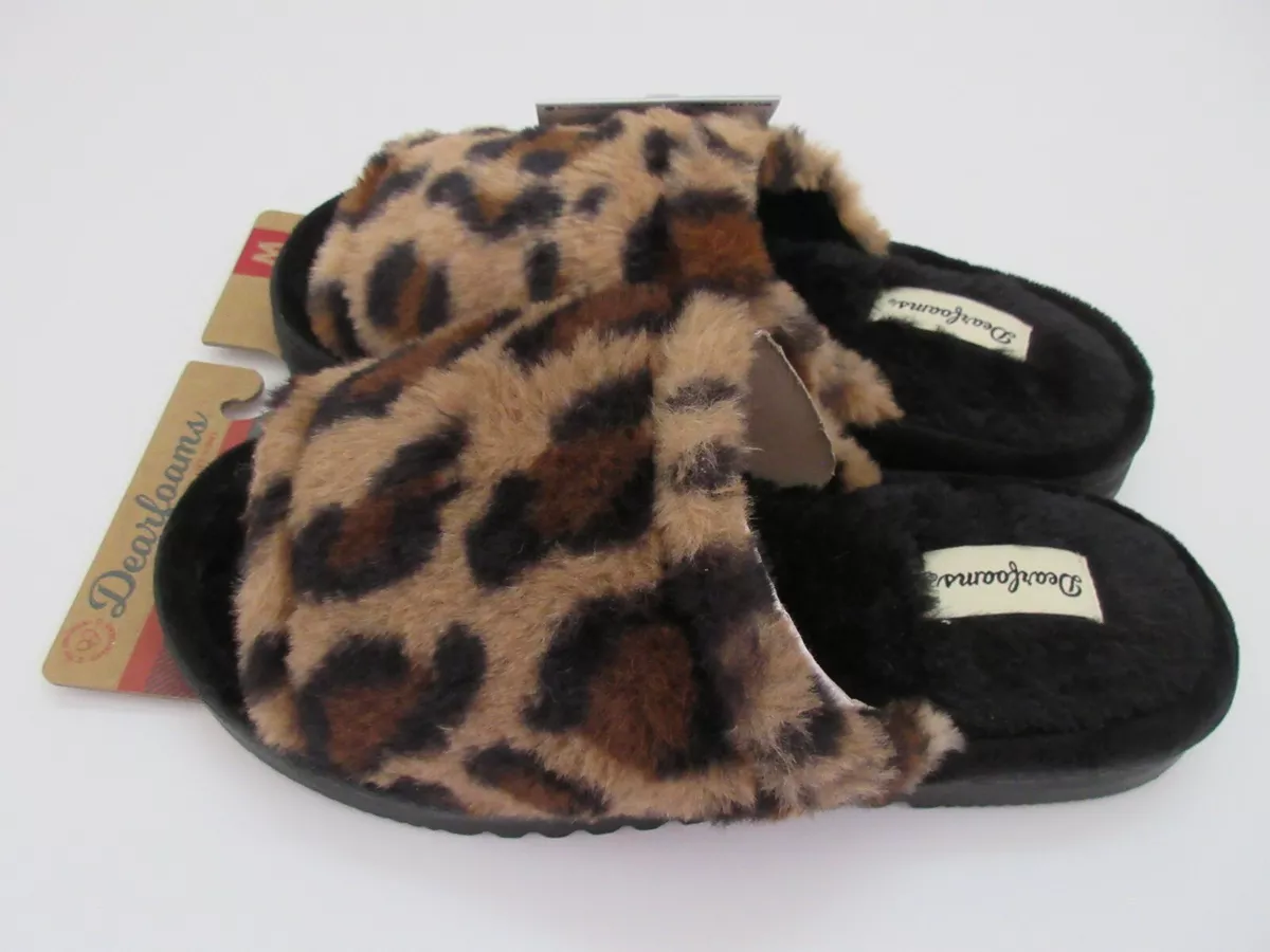 Dearfoam leopard deals print slippers