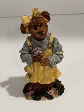 Boyd  s Bears Bearstone Collection  Some Things Are Stored In The Heart  .  Girl  