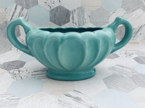 Vintage Dee Cee Stoneware England Turquoise Green Ornament Mantle Vase Handled - Picture 9 of 16