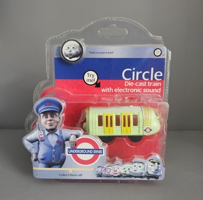UNDERGROUND ERNIE CIRCLE DRUCKGUSSZUG MIT ELEKTRONISCHEM SOUND