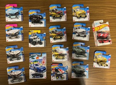 Hot Wheels diverse Modelle Neu ! Barbie, Super Mario, Batmobil