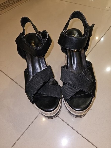 Women Prada Heels Black 37