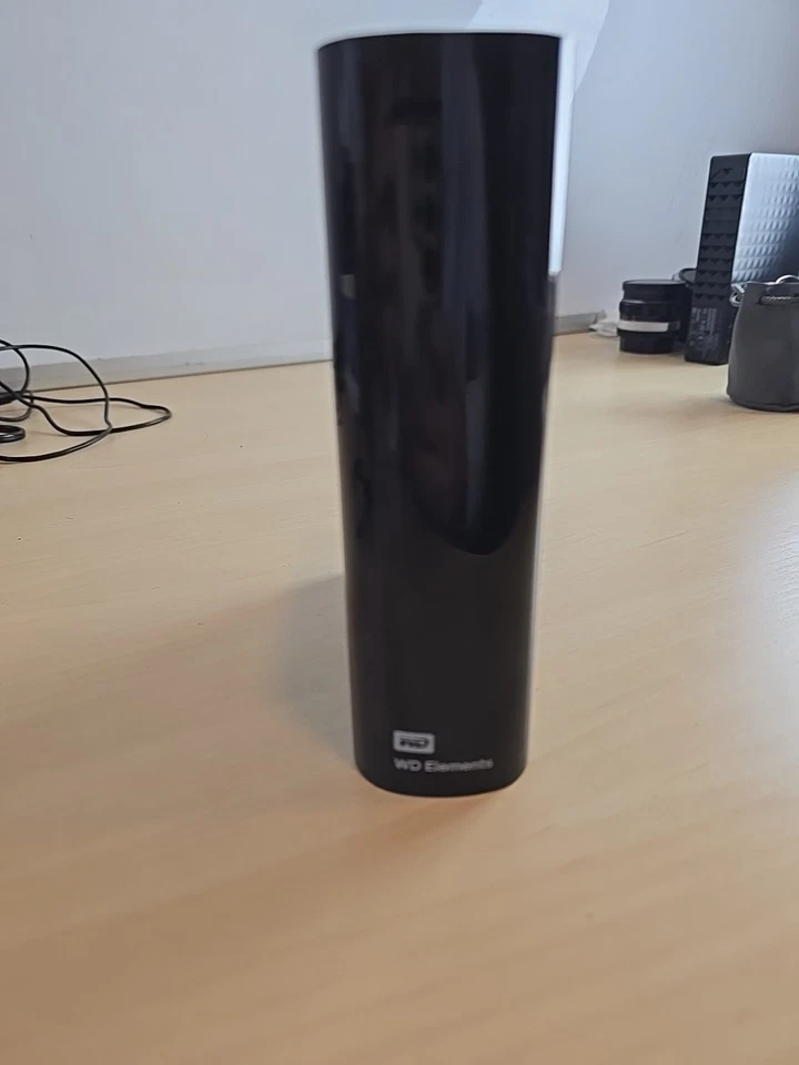 WD Elements Festplatte 4 TB HDD, 3,5 Zoll, extern, Schwarz Ohne Kabel