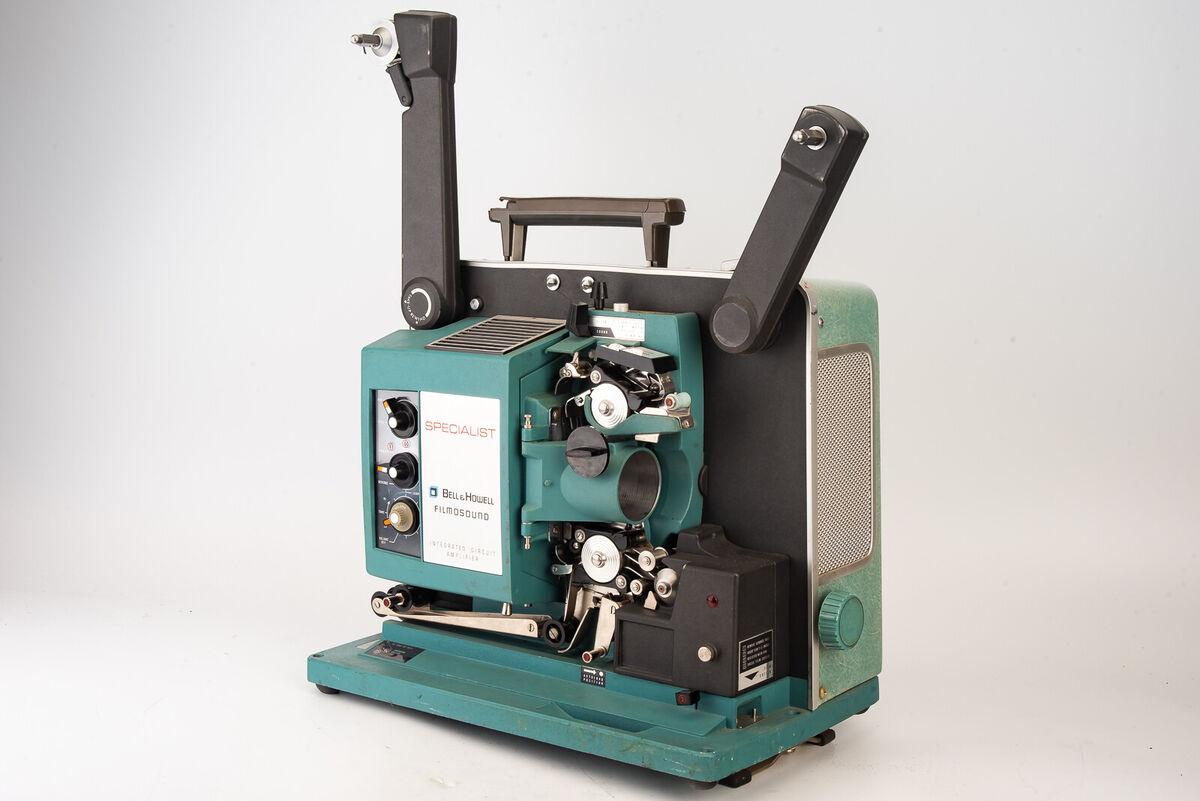 Bell & Howell Specialist Filmosound 16mm Cine Film Projector Bell & Howell Specialist Filmosound 16mm Cine Film Projector