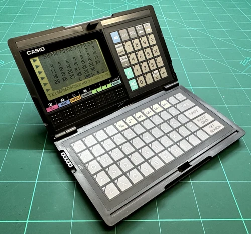 Collectable Vintage Fun CASIO Digital Diary SF-4000 Electronic Organizer / PDA