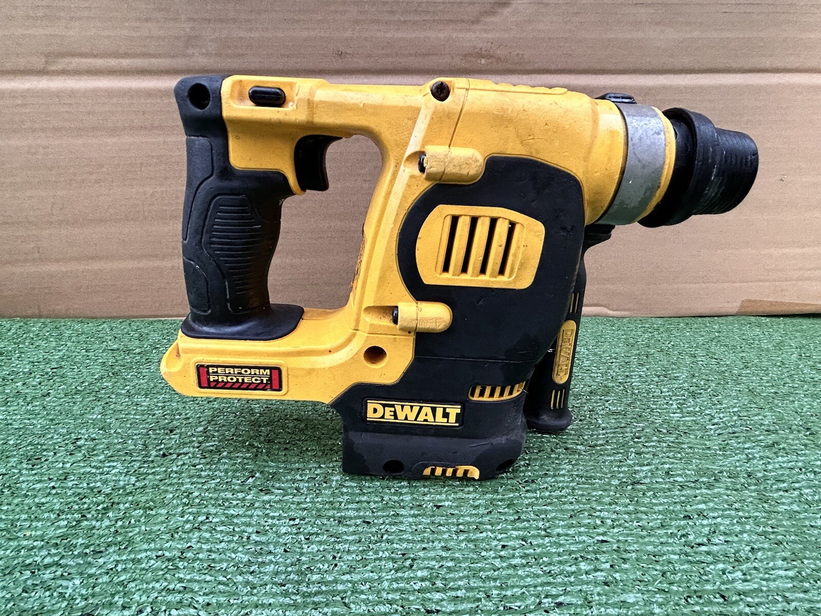 DeWalt DCH253N Cordless SDS Rotary Hammer Drill 5055990001372 eBay