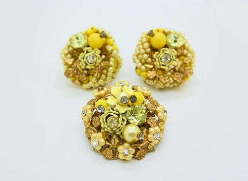 Mariam Haskell Yellow Floral Cluster Clip On Earrings Brooch Sets Unsigned