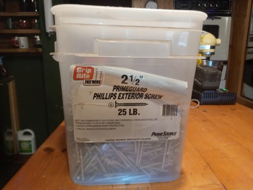 Grip Rite Steel Exterior Screws Phillips 2 1/2 in Bulk 25 lb Box - 22 lbs. left
