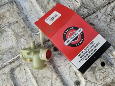#ad Briggs And Stratton Carburetor 795477 $42.99