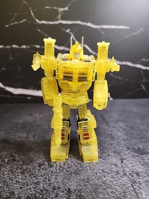 Newage H28EXR Rhodes Shining Luminous Yellow Ultra Magnus 3rd Party