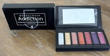 Younique Moodstruck Eye Shadow Palette Addict...