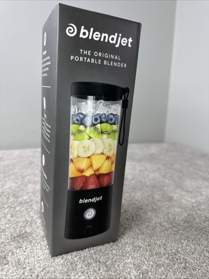 BlendJet 2 the Original Portable Blender 16 oz Black D9618G NEW Sealed