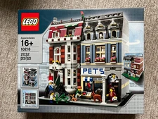 LEGO Creator Modular Building Pet Shop (10218) - New And Sealed
