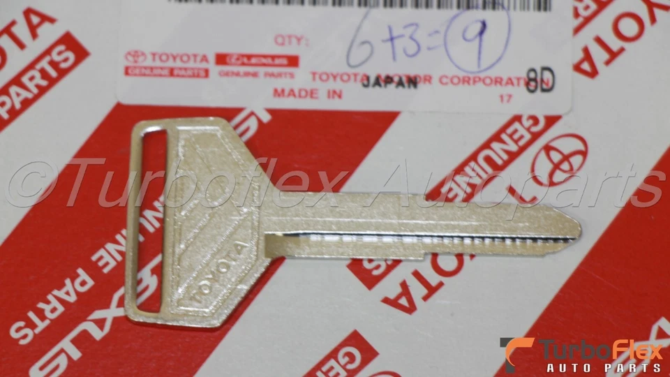 Llave en blanco de metal sin transpondedor genuina Toyota Corolla Celica MR2 90999-00085 Foto 2 de 4