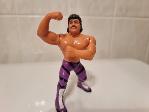 WWF WWE HASBRO VINTAGE Wrestling Action Figure RAV...