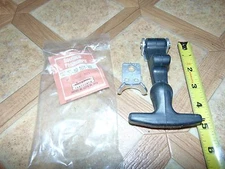 Nos Vintage PPT Passepartout Twin Tracked Vehicle Rubber Hood Latch & Catch