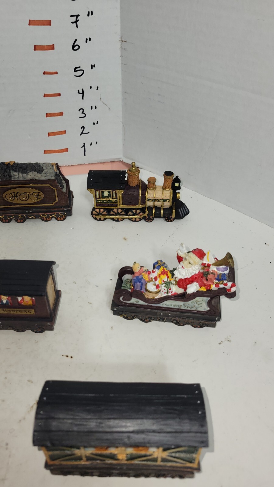 Picture 4 of 12