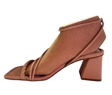 Marc Fisher Women’s Meggiane Nude Block Heel Square Toe Strappy Sandals Sz 6.5