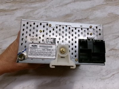 YU3F-18C868-AA 98-04 Ford Explorer Ranger Radio AM/FM Cassette, CD