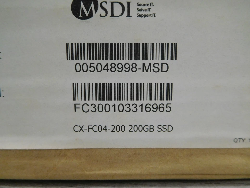 NEW SEALED CX-FC04-200 005048998 200GB 3.5 FC CX Disk Drive SSD - Image 2 of 4