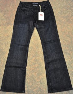 levis 553