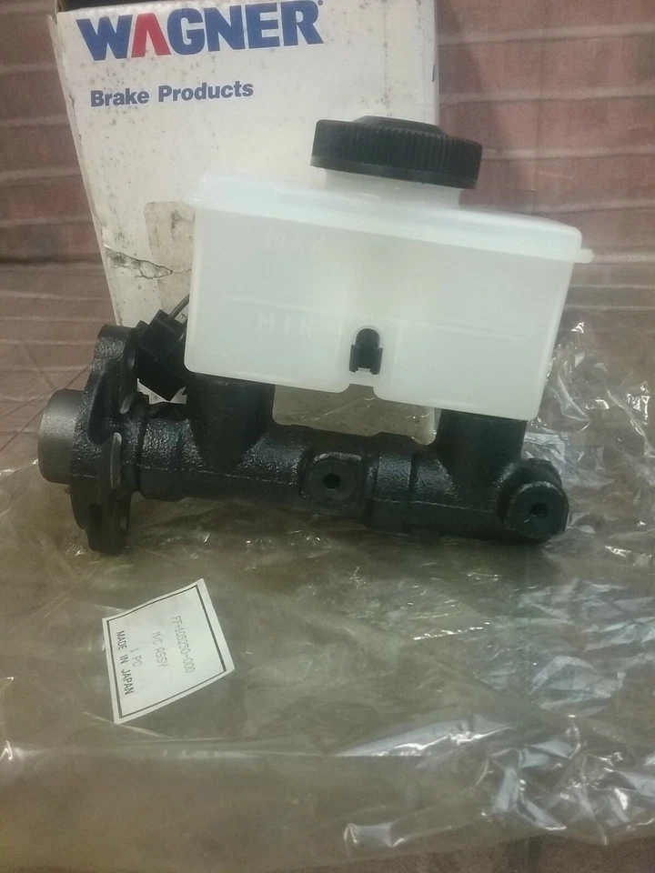 Cilindro maestro de freno Wagner MC105250 Foto 3 de 3