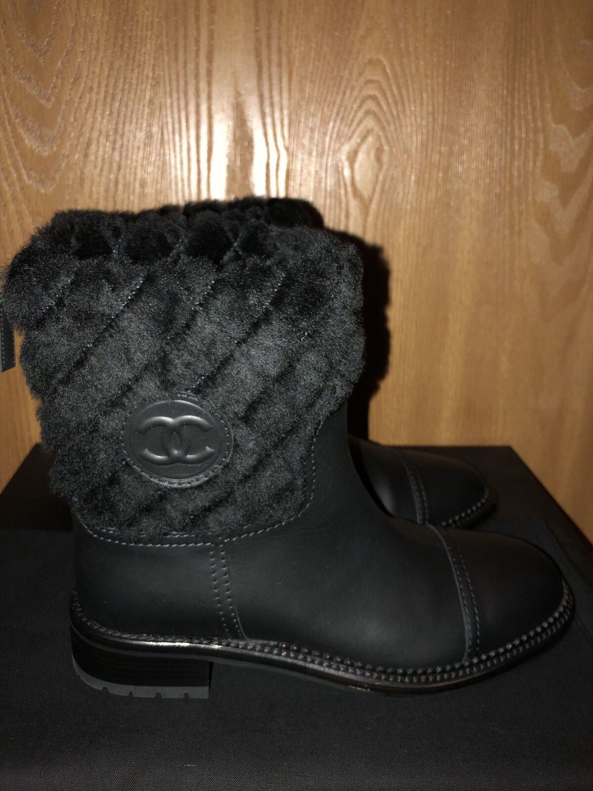 AUTH Chanel Black Quilted Shearling Trim CC Logo Short Leather Boots Shoes 39.5 image 2