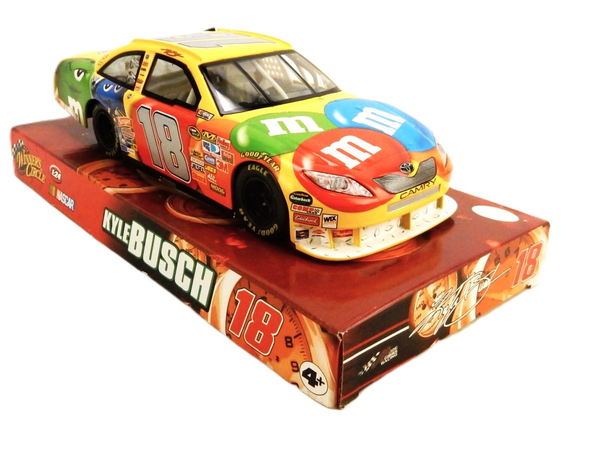 M&M's #18 NASCAR 1:24 Die Cast, Kyle Busch, 2008 Toyota Camry