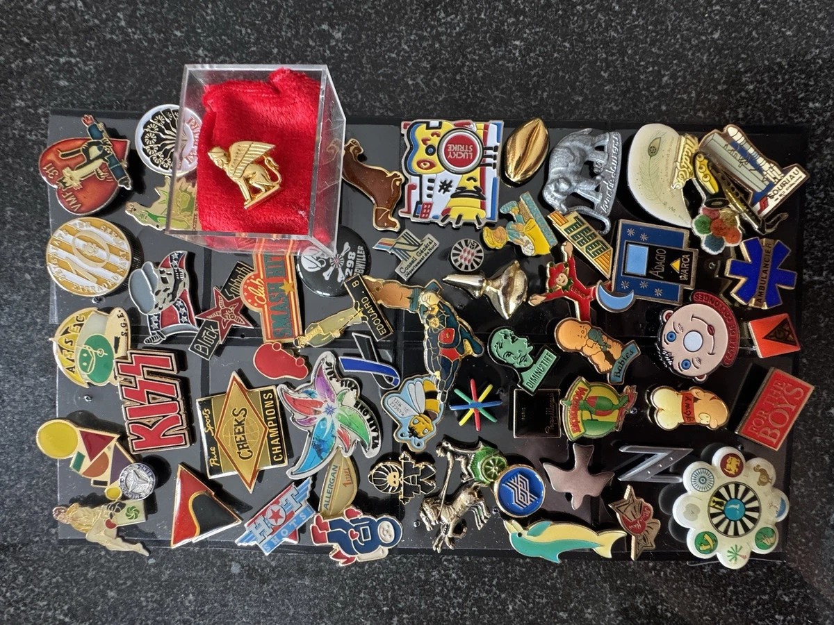 Arthus Bertrand - AB2 Pin's Pins / beau et rare / ARTHUS BERTRAND / CHAMEAU CAMEL PYRAMIDE PALMIEr