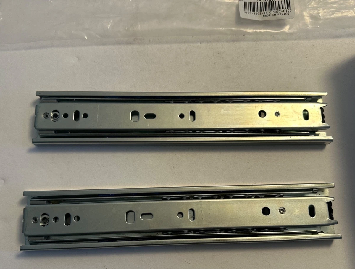 Lot De 2 Glissières Accuride 4KTC5 – Extension Complète 24″ – Robustes – Mexique