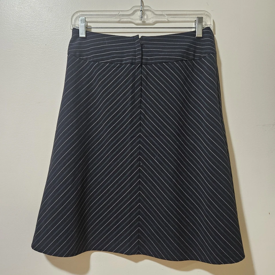 Falda para mujer línea A junior talla 3/4 My Michelle cremallera elástica 28" X 24" Foto 4 de 4