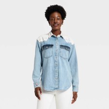 Women's Relaxed Western Craft Button-Down Denim Shirt - Universal Thread