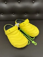 Crocs Classic Lined Overpuff Clogs Mens 10 Womens 12 Cyber Yellow 210059-77J