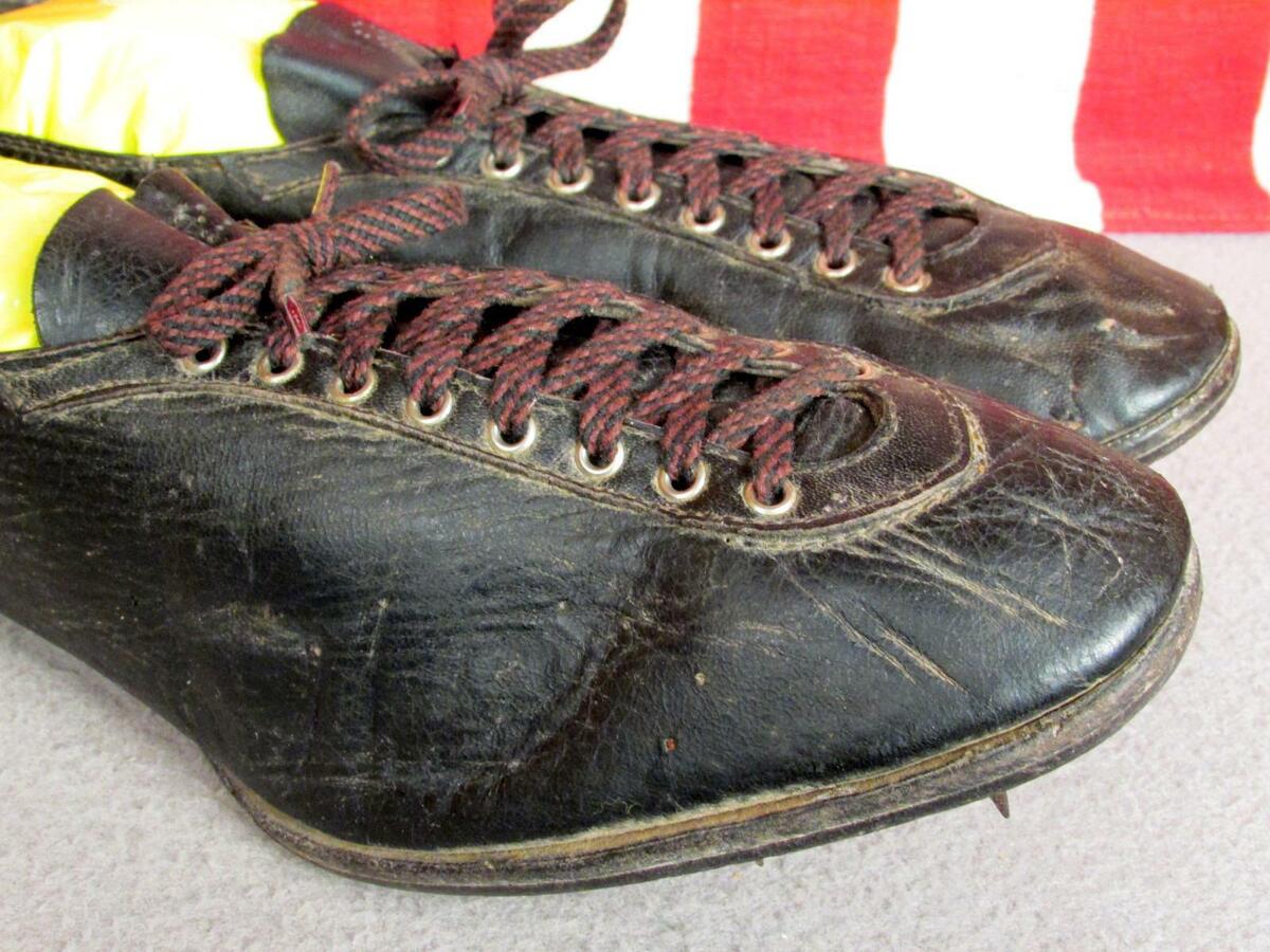Vintage 1940s Black Leather Track Shoes Spikes Size 8.5 Vintage 1940s Black Leather Track Shoes Spikes Size 8.5